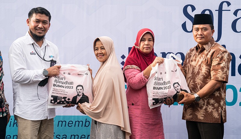 Safari Ramadan BUMN 2023 di Tangsel, 1.000 Paket Sembako Murah SIG Sukses Tersalurkan - Bagian 4