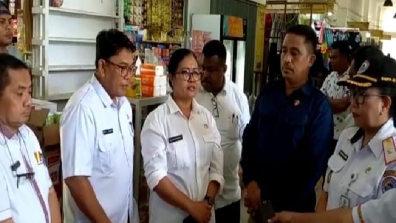 Sidak di Pasar Perbatasan, Pemprov Papua Temukan Minyak Goreng Bersubsidi
