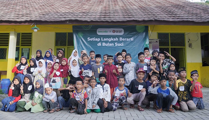 Ngabuburit Seru Bareng Anak-Anak Isbanban Foundation, Lemonilo Gandeng Influencer - Bagian 1