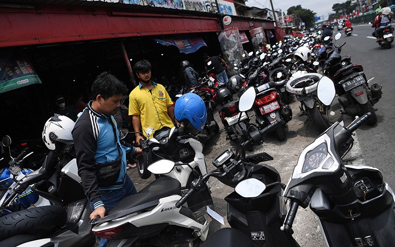 Antrean Servis Motor Persiapan Mudik Lebaran 2023 - Bagian 1