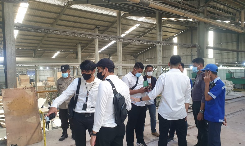 Tragis, Pekerja Pabrik Triplek di Malang Tewas Jatuh ke Mesin Pencampur Lem 
