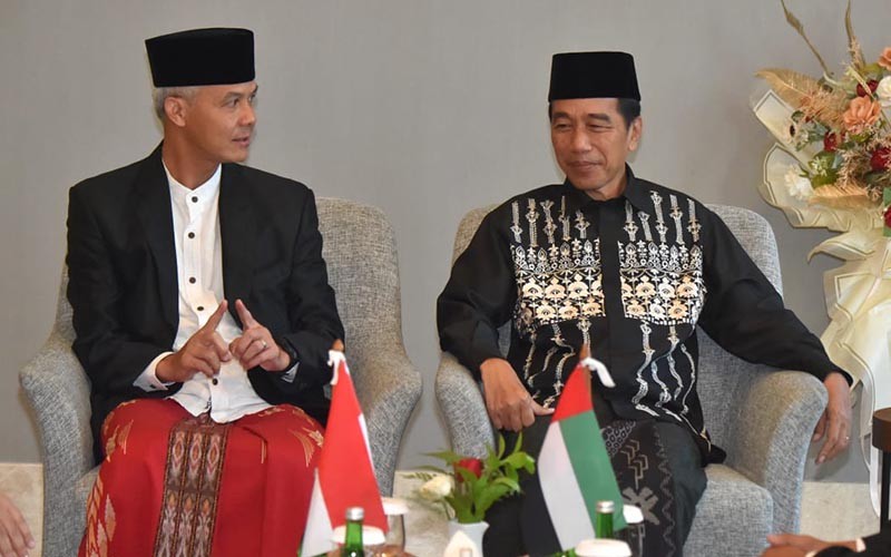 Jokowi-Ganjar Sholat Id di Masjid Raya Sheikh Zayed - Bagian 2