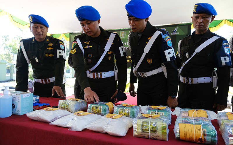 12,499 Kg Sabu Hasil Tangkapan Satgas Pamtas RI-Malaysia Dimusnahkan - Bagian 2