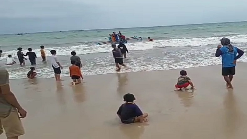 Jasad Wisatawan Hilang di Pantai Santolo Garut Ditemukan, Korban Mengenaskan