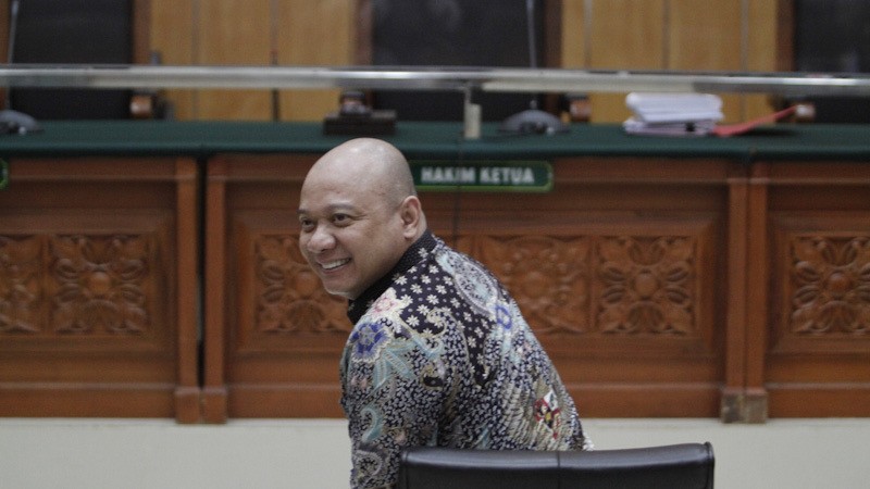 Ekspresi Teddy Minahasa Divonis Penjara Seumur Hidup - Bagian 1