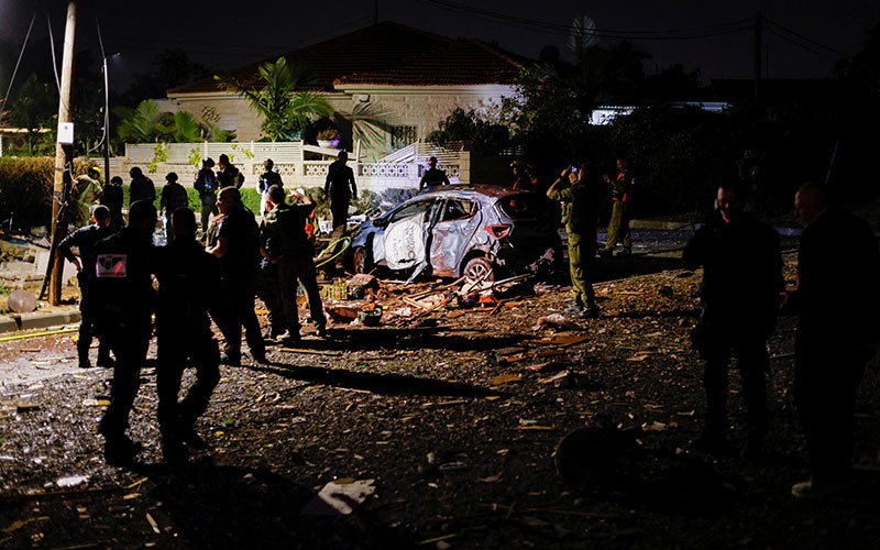 Iron Dome Israel Beterbangan Halau Puluhan Roket dari Palestina - Bagian 5