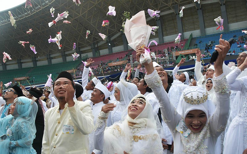300 Pasangan Nikah Massal di Bekasi - Bagian 1