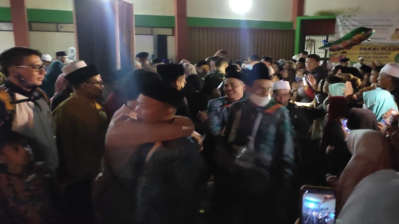 1.938 Calhaj asal Garut Terbagi 6 Kloter, Ini Jadwal Lengkap Keberangkatan