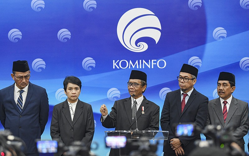 Mahfud MD Lantik Empat Pejabat Eselon I Kemenkominfo - Bagian 1