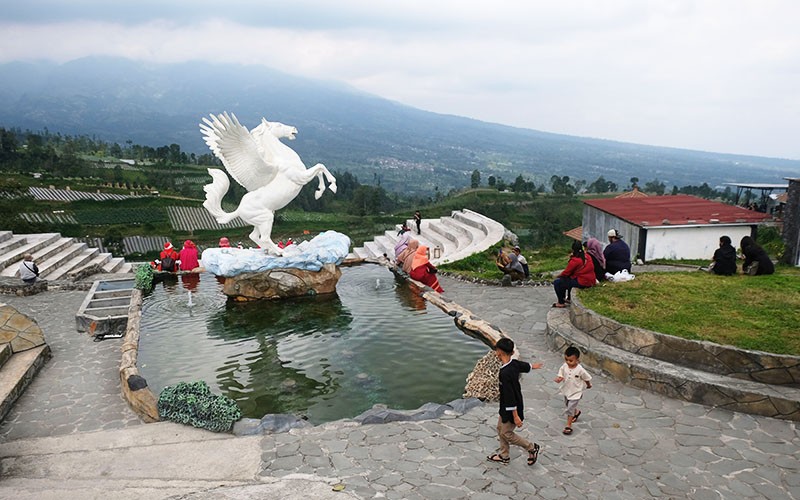 Wisata Alam Negeri Kahyangan di Lereng Gunung Merbabu - Bagian 1