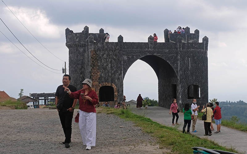 Wisata Alam Negeri Kahyangan di Lereng Gunung Merbabu - Bagian 2