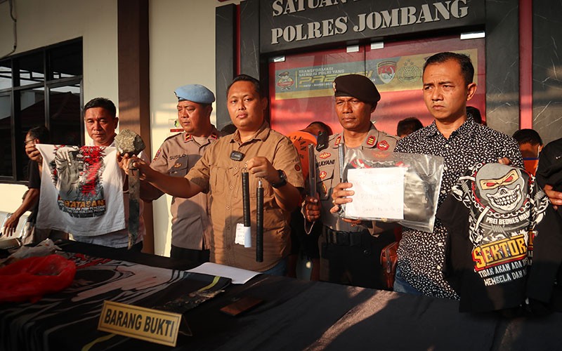 119 Pesilat Anarkistis Diamankan Polisi, 8 Orang Tersangka - Bagian 1