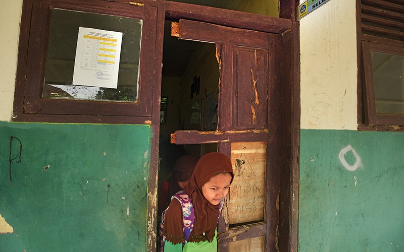 Sekolah Rusak di Serang Tidak Diperbaiki, Alasan Pemda Tidak Ada Anggaran - Bagian 2