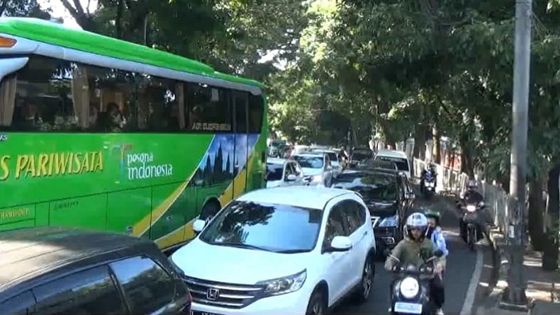 Libur Panjang Isra Mikraj 2026, Jalur Wisata Lembang Bandung Macet Parah