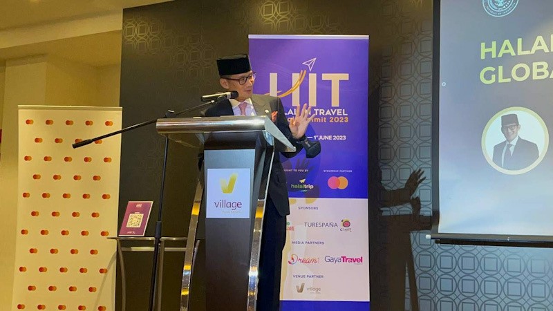 Indonesia Raih Peringkat Pertama Global Muslim Travel Index, Sandiaga Uno: Ciptakan Lapangan Kerja - Bagian 2