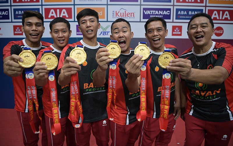 Tim Bulu Tangkis Beregu Putra Indonesia Sumbang Medali Emas Pertama ASEAN Para Games - Bagian 1