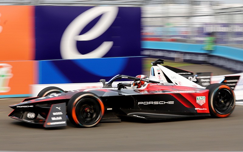 Pascal Wehrlein Juara Balapan Formula E Jakarta 2023 - Bagian 1