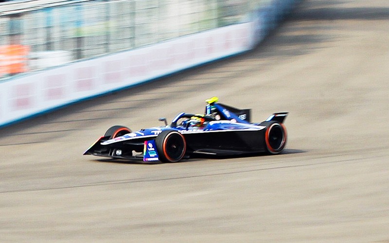 Tampil Maksimal, Maximilian Gunther Juara Formula E Seri ke-11 - Bagian 4