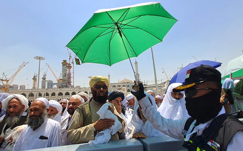 Suasana Makkah Kondisi Cuaca Panas, Suhu Capai 45 Derajat Celcius - Bagian 1