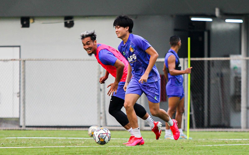 Pemain Persik Kediri Ikuti Pemusatan Latihan di Lapangan B Senayan - Bagian 4