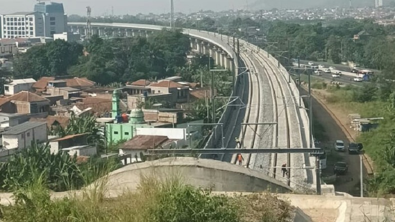 Dikabarkan Dapat Tiket Gratis KCJB, Ini Respons Warga KBB Dekat Jalur Kereta Cepat
