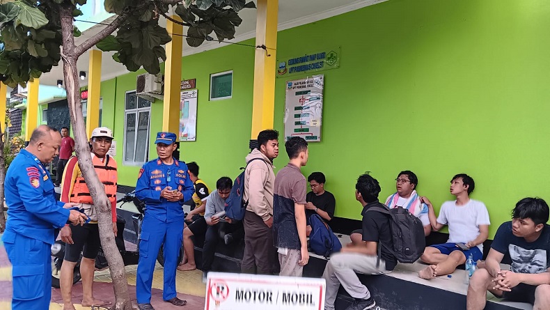 Kronologi Mahasiswa Unpad Tewas Terseret Ombak Pantai Bobos Santolo Garut