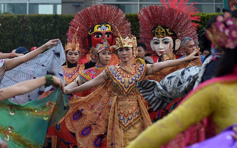 Parade Budaya Betawi Sambut HUT ke-496 DKI Jakarta - Bagian 3