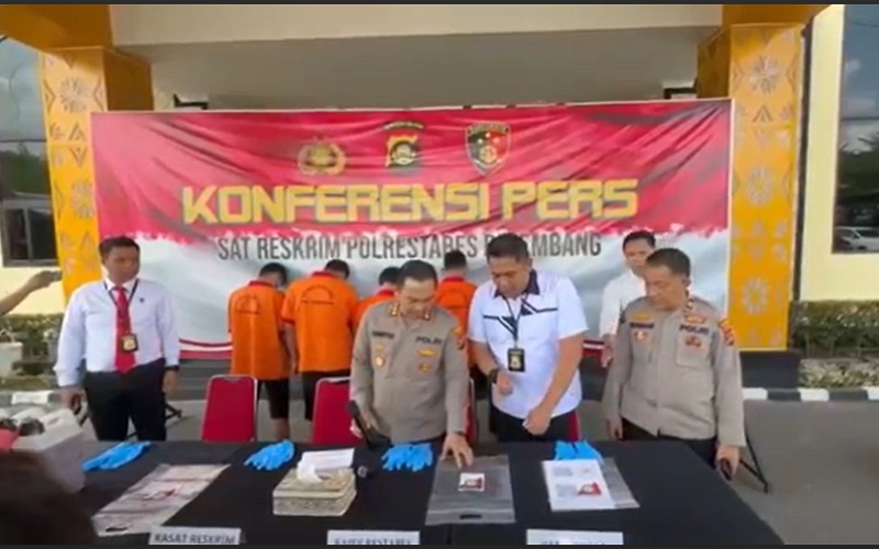 Modus Pelaku Bisnis BBM Ilegal, Solar Subsidi Dioplos Minyak Tambang Rakyat