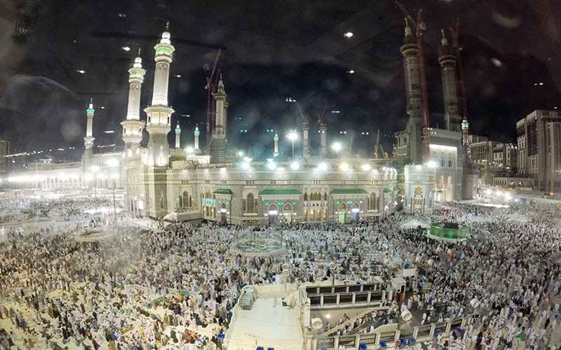 Calon Jemaah Haji Seluruh Dunia Mulai Padati Masjidil Haram - Bagian 2