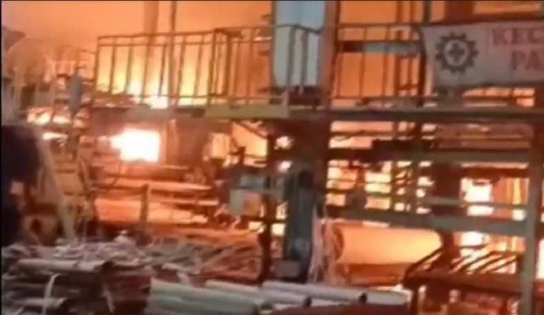 Pabrik Pengolahan Kayu di Lamongan Terbakar Hebat, 4 Karyawan Jadi Korban 