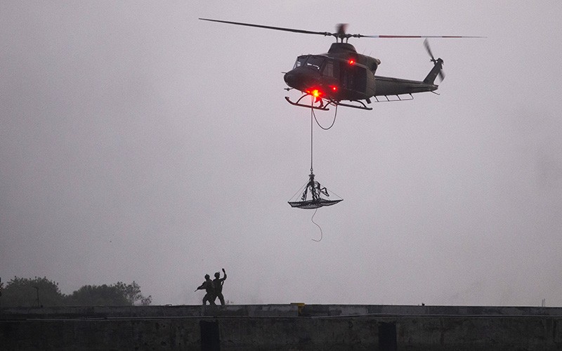 Aksi Prajurit Koopssus TNI Latihan Khusus Penanggulangan Terorisme - Bagian 1