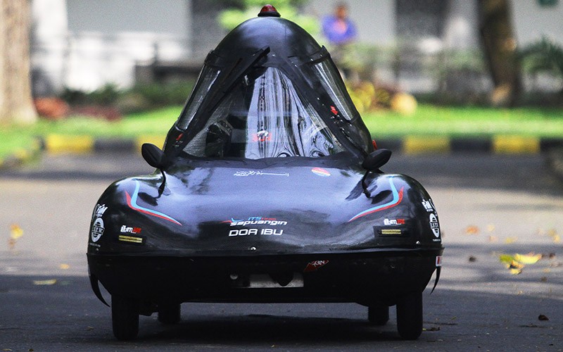 ITS Surabaya Luncurkan Mobil Hemat Energi Sapuangin XI Evo 3 - Bagian 1