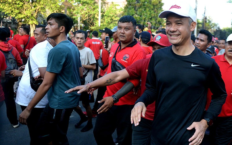 Ribuan Warga dan Simpatisan Ikuti Jalan Sehat bersama Ganjar Pranowo di Bali - Bagian 2