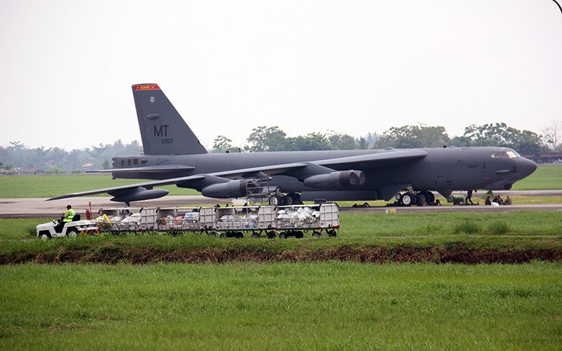 Penampakan Pesawat Pengebom B-52H Stratofortress Milik AS Mendarat di Sumut, Ada Apa?  - Bagian 1