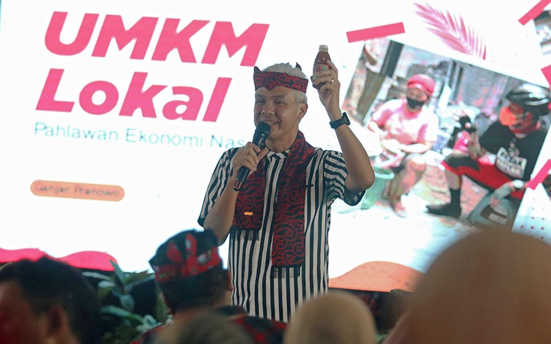 Ganjar Pranowo Berikan Motivasi Pelaku UMKM di Nganjuk - Bagian 1