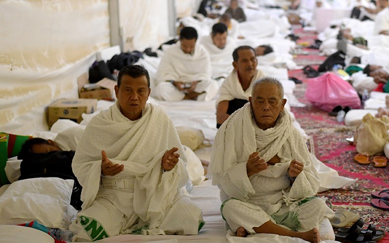 Puncak Haji, 220 Ribu Jemaah Indonesia Akan Ikuti Wukuf di Arafah - Bagian 1