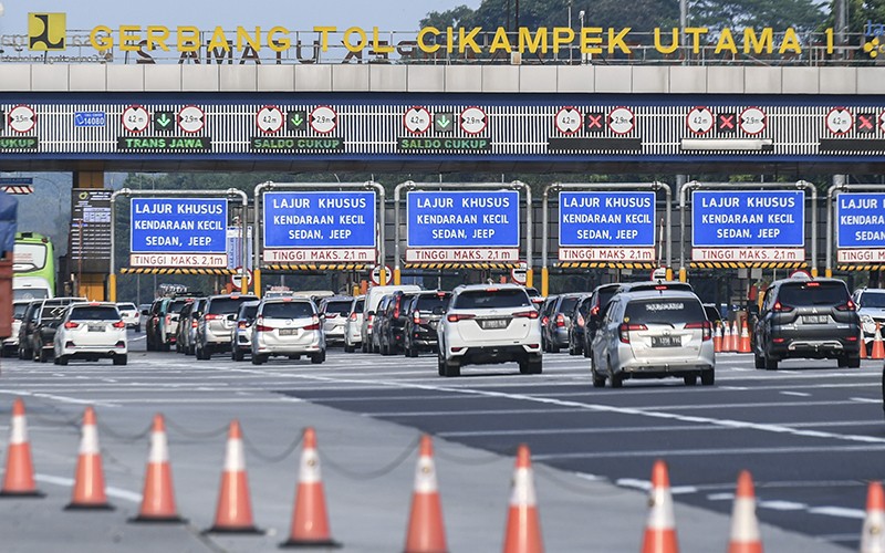 1 Juta Kendaraan Keluar dari Jakarta saat Libur Panjang Idul Adha 1444 H - Bagian 1