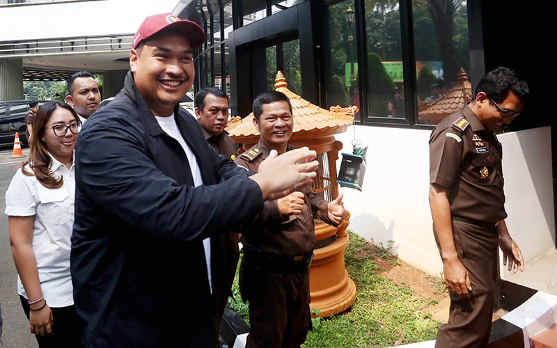 Momen Menpora Dito Ariotedjo Dipanggil Kejagung terkait Kasus Korupsi BTS - Bagian 3