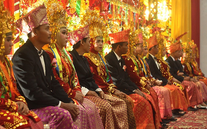 Nikah Massal dengan Tradisi Belarak Khas Bengkulu - Bagian 1