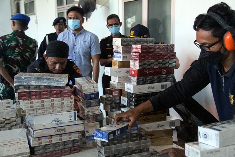 1 Juta Lebih Batang Rokok Ilegal Dimusnahkan - Bagian 2