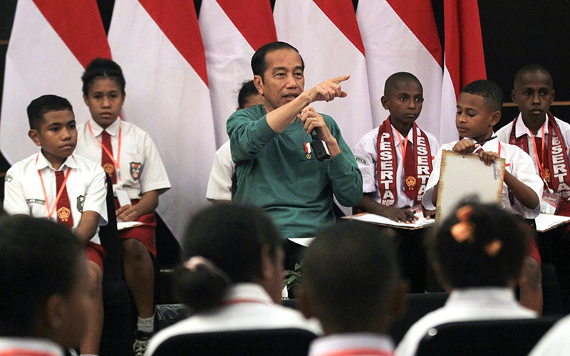 Ketika Presiden Jokowi Berikan Soal Matematika kepada Siswa SD Papua - Bagian 1