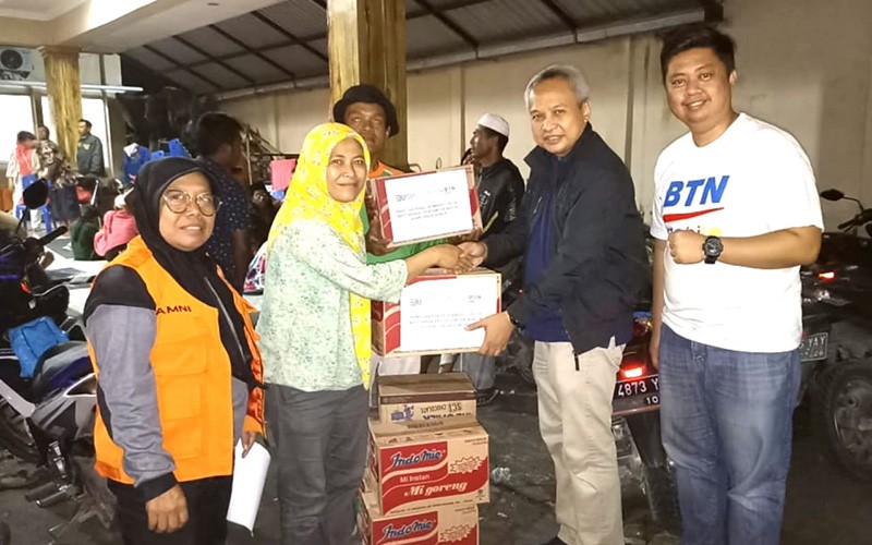 Tanggap Bencana, Bank BTN Berikan Bantuan untuk Warga Lumajang - Bagian 2
