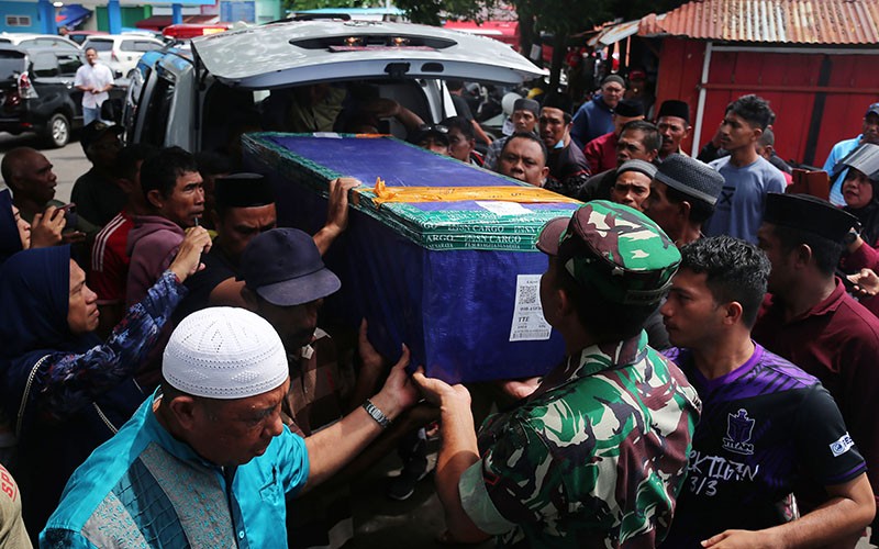 Pulang Haji, Jemaah Asal Makassar Wafat sebelum Pesawat Mendarat - Bagian 1