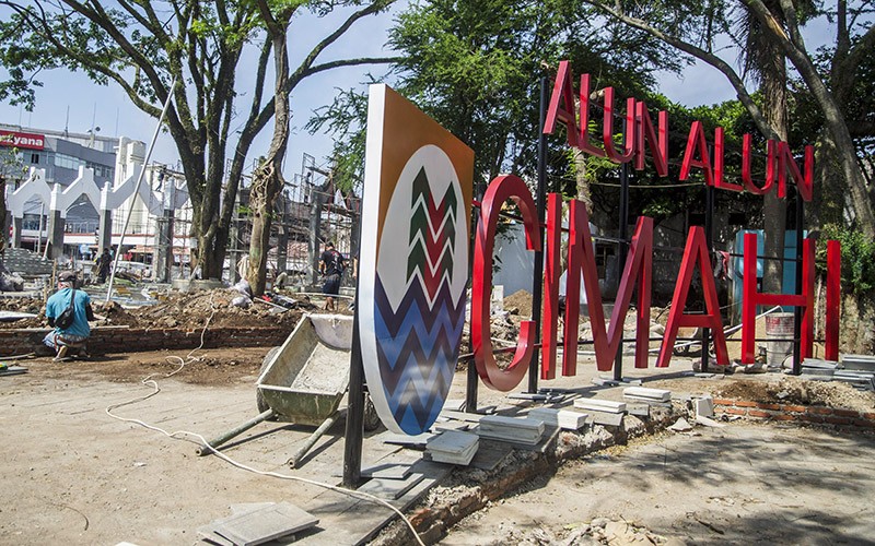 Revitalisasi Alun-Alun Kota Cimahi - Bagian 1