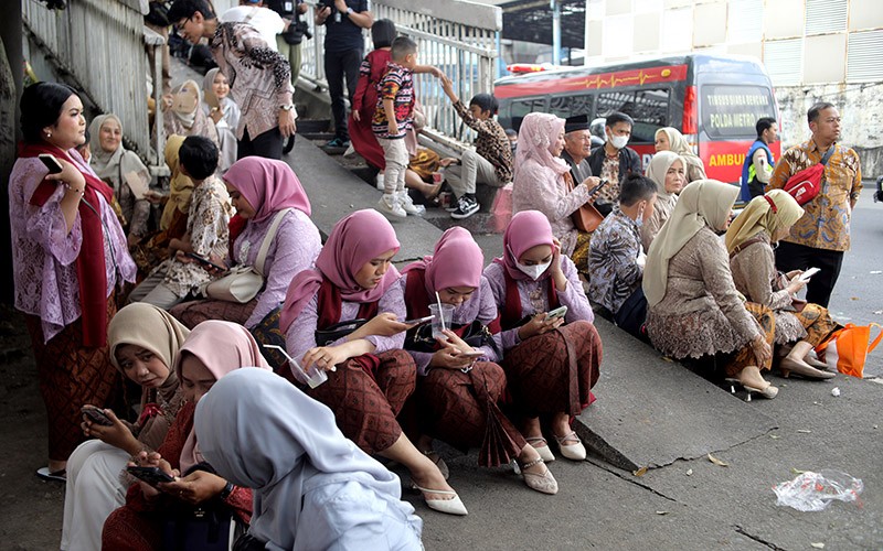 Duh, Acara Resepsi Pernikahan Bubar Gegara Kebakaran Gedung K-Link - Bagian 2