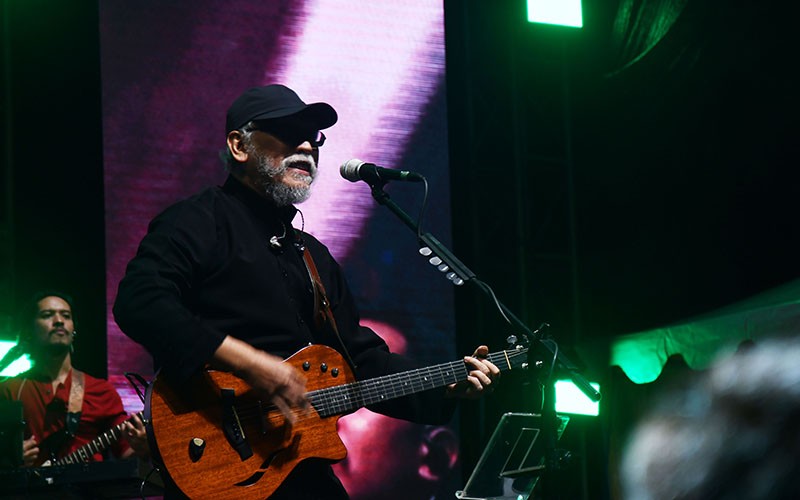 Konser Iwan Fals Meriahkan Hari Jadi ke-455 Kabupaten Madiun - Bagian 2