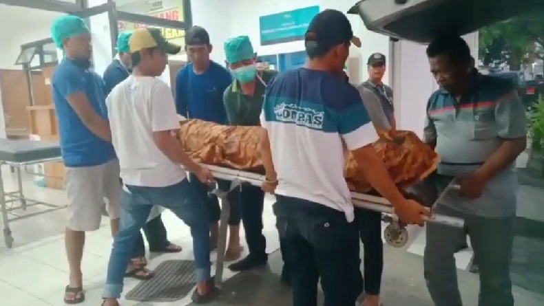 Remaja Tewas Mengenaskan Dibacok 3 OTK Bersenjata Celurit di Jatisari Karawang