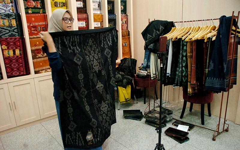 E-Commerce Jadi Jalan Pintas UMKM Perluas Akses Pasar - Bagian 1