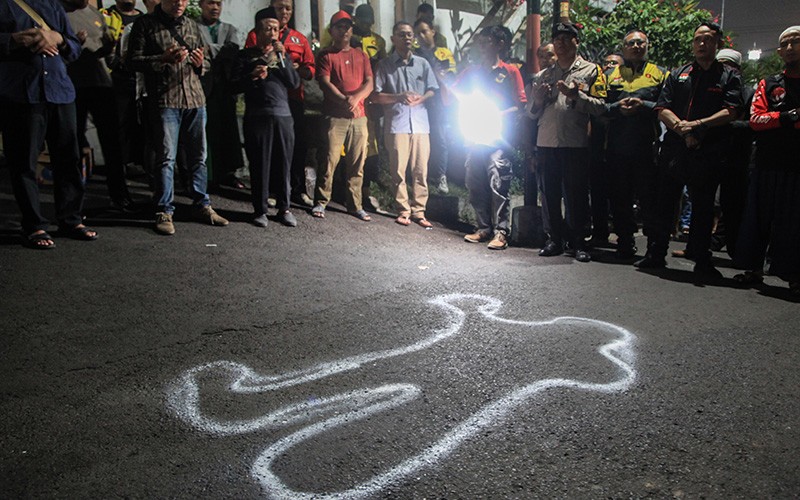 Tabur Bunga-Doa Bersama di Lokasi Pembunuhan Sopir Taksi Online Semarang - Bagian 2