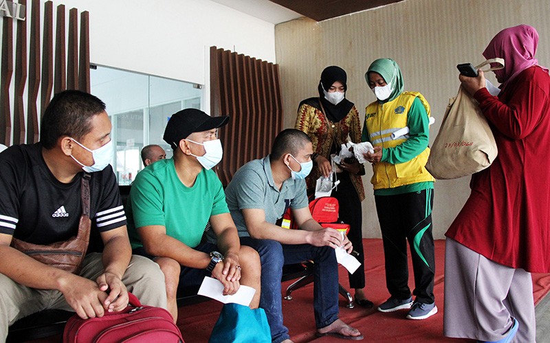 33 WNI Bermasalah Dideportasi dari Malaysia - Bagian 1